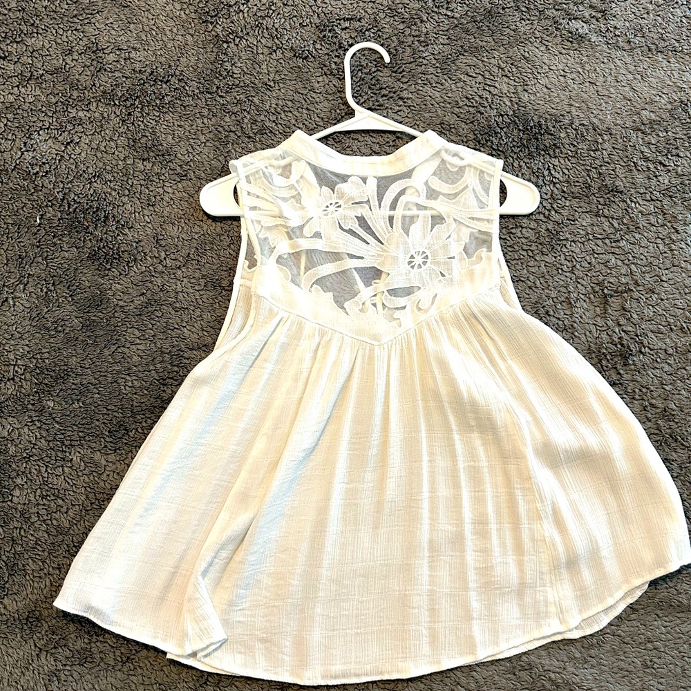 Sleeveless Free People Shirt!